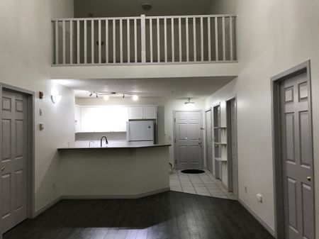 2 Bed + Den Condo For Rent In Beltline W Two Parking Stalls | Heat And Water - Photo 5