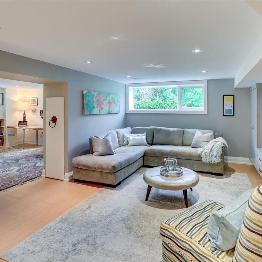 For Lease - 1399 Elaine Trail, Mississauga, Ontario - Photo 1