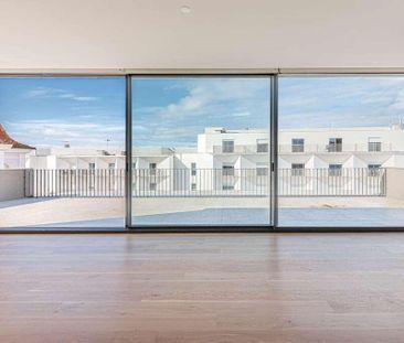 2 Bedroom Apartment with a view, Parede, Cascais - Photo 5