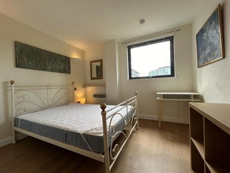 2 bedroom apartment to rent - Photo 4