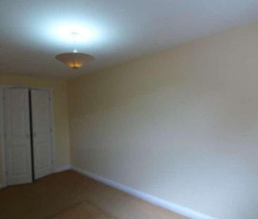 Beeston Court, Laindon, Basildon, SS15 - Photo 4