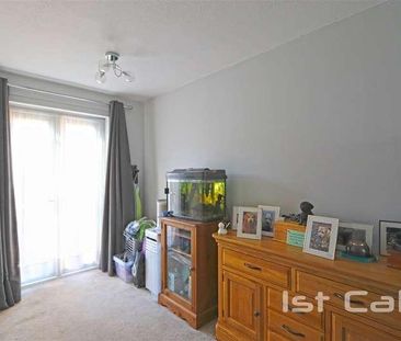 Fowler Close, Southend-on-sea, SS1 - Photo 1