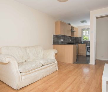 15 Sandhurst Court, Belfast, BT9 5BA - Photo 5