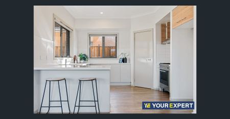 Spectacular Double-Storey Haven in the Coveted Lilium Estate - Photo 2