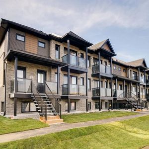 54 Rue Katimavik (Hull) Spacieux 4 1/2 - Photo 3