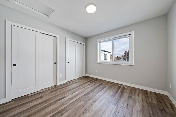 1502 10 Ave SE, Calgary - Photo 1