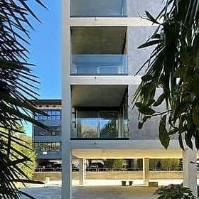 Elegante apt arredato con gusto, con ampia terrazza privata - Foto 2