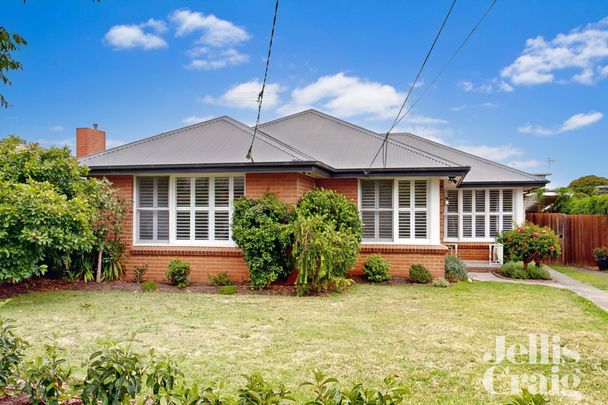 5 Clements Street, Bentleigh East - Photo 1