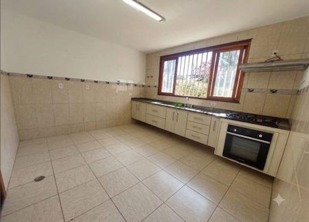 Casa Em Paisagem Renoir, Cotia/sp de 300 m² 3 Quartos À Venda por R$1.400.000ou Para Locação R$ - Foto 2