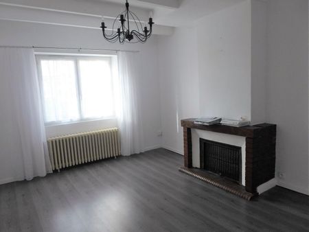 Location Maison 5 pièces 120m² JARNAC 16200 - Photo 2