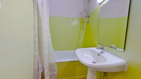 Location Appartement 1 pièce 17m² - Photo 2
