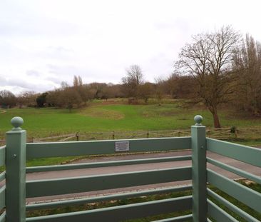 Reservoir Road, Gloucester - Photo 3