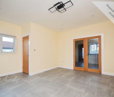 2 bedroom end of terrace house to rent - Photo 2