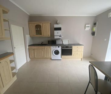 Location Appartement 2 pièces Meublé 41m² LE CREUSOT 71200 - Photo 2