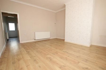 Clarence Street, Darwen, BB3 1HQ - Photo 4