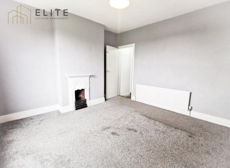 3 bedroom terraced house to rent - Photo 2