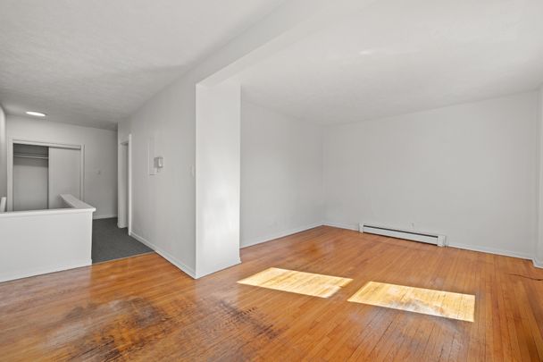 For Lease - 120 Stephenson Avenue Unit# Upper, Toronto, Ontario - Photo 1