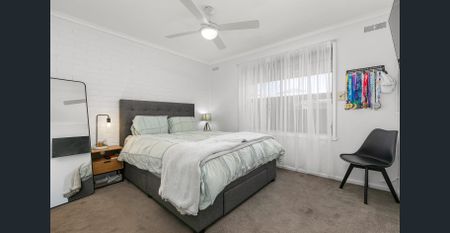 Low maintenance living in a prime Tullamarine location! - Photo 4