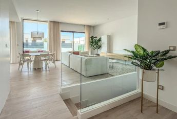 Casa o chalet de alquiler en Carrer D'equador, Balcón de Finestrat - Terra Marina