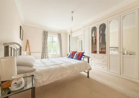 3 bedroom apartment to rent - Photo 4