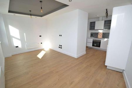 Poole, BH15 - Photo 2