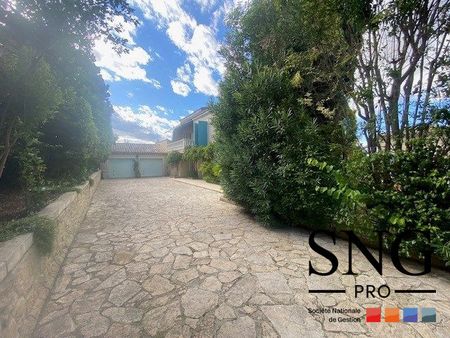 MAISON MEUBLEE AVEC JARDIN ET PISCINE + GARAGE + T2 INDEPENDANT - Photo 3