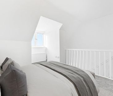 3 bedroom terraced house to rent - Photo 3