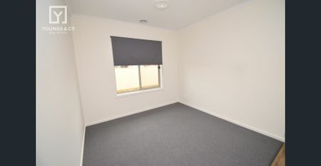MODERN NEW FOUR BEDROOM HOUSE IN NEW ESTATE - Photo 2