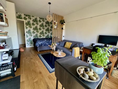 Location Appartement 1 pièce 25m² NEUILLY SUR SEINE 92200 - Photo 2