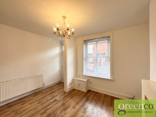 Park Street, Droylsden, Tameside, M43 - Photo 1