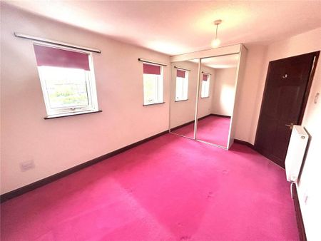 4 bedroom terraced house to rent - Photo 4