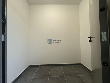Kiadó újszerű állapotú lakás - Székesfehérvár - Fotó 3