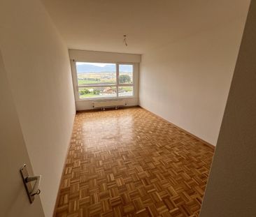 Appartement de 3 pièces partiellement rénové - premier loyer offert - Foto 3