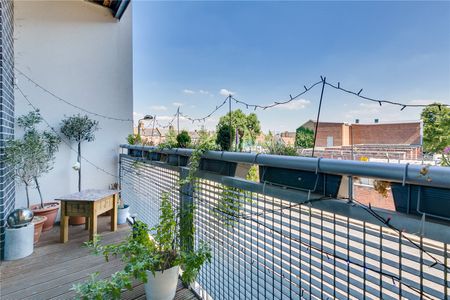 Kimberley Court, London, NW6, London - Photo 5