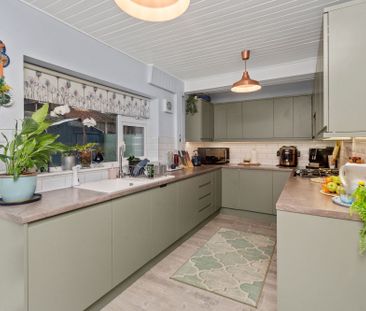 Higham Avenue, Warrington - Photo 6