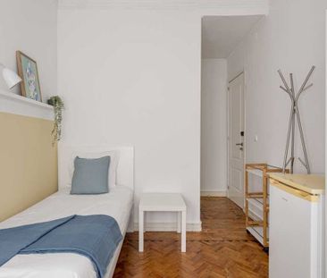 Largo Manuel Emídio da Silva, Lisbon, Lisbon 1500-415 - Photo 3