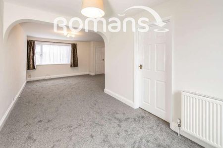 Fairwater Drive, Woodley, RG5 - Photo 5