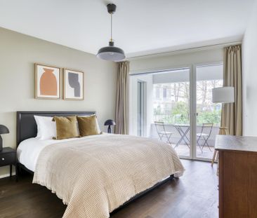 Moderne, grosszügige und zentrale 3.5-Zimmer-Wohnung - Photo 4