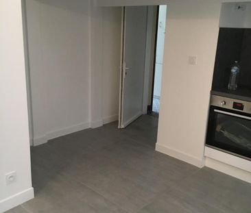 Studio d'environ 20m2 ORLEANS - Photo 1