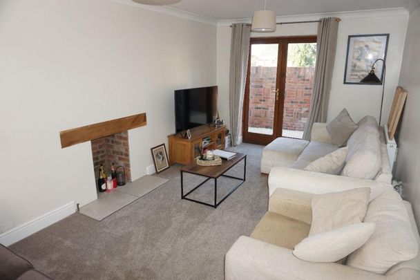 3 bedroom detached house to rent - Photo 1