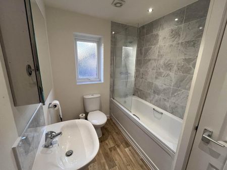 2 bedroom terraced house to rent - Photo 5