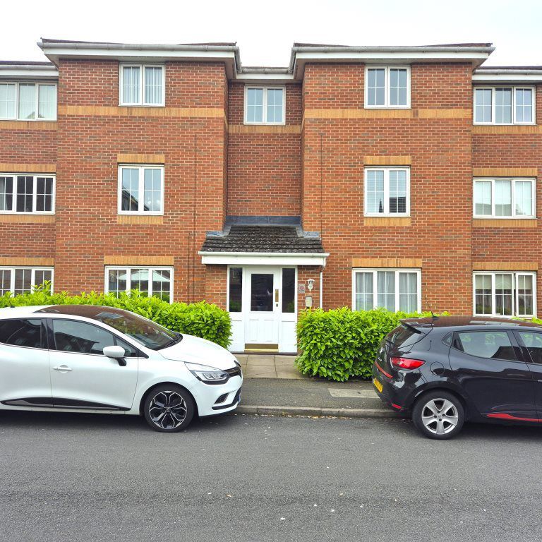 Wycherley Way, Cradley Heath, B64 - Photo 1