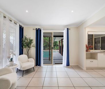 Spacious Family Home with Pool in Peaceful Old Orchard Estate - Photo 5