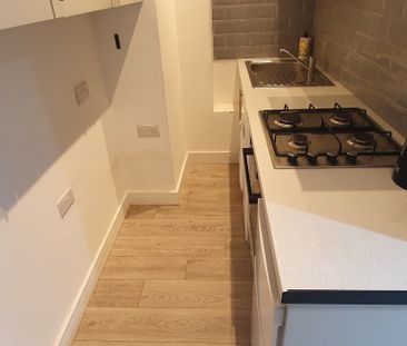 212, Newport Road, Roath, Cardiff, CF24 1DN - Photo 1