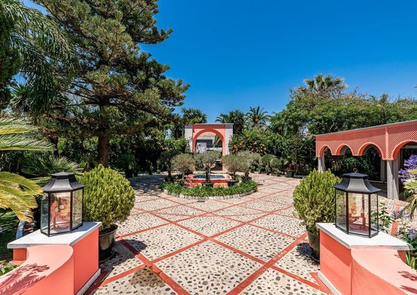Luxury Villa for rent in San Pedro de Alcántara, Andalusia