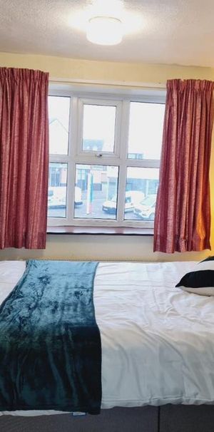 5 bedroom house share to rent - Photo 1