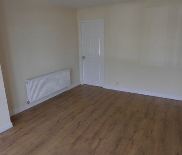 3 Bedroom Town House - Photo 3