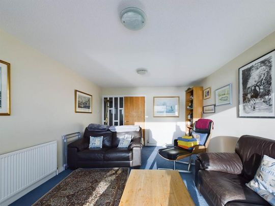 3 bedroom townhouse to rent - Photo 1