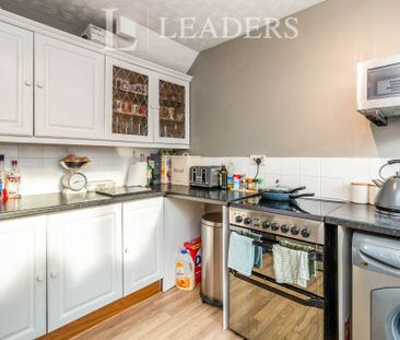 3 bedroom house to rent Mallard Way, Great Cornard, Sudbury, CO10 - Photo 6
