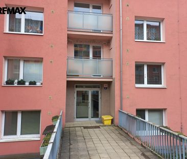Pronájem bytu 1+1 v osobním vlastnictví 32 m², Adamov - Fotografie 4